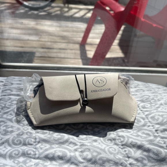 Ambassador Brand Sunglasses - Black/purple aviator - Picture 4 of 9